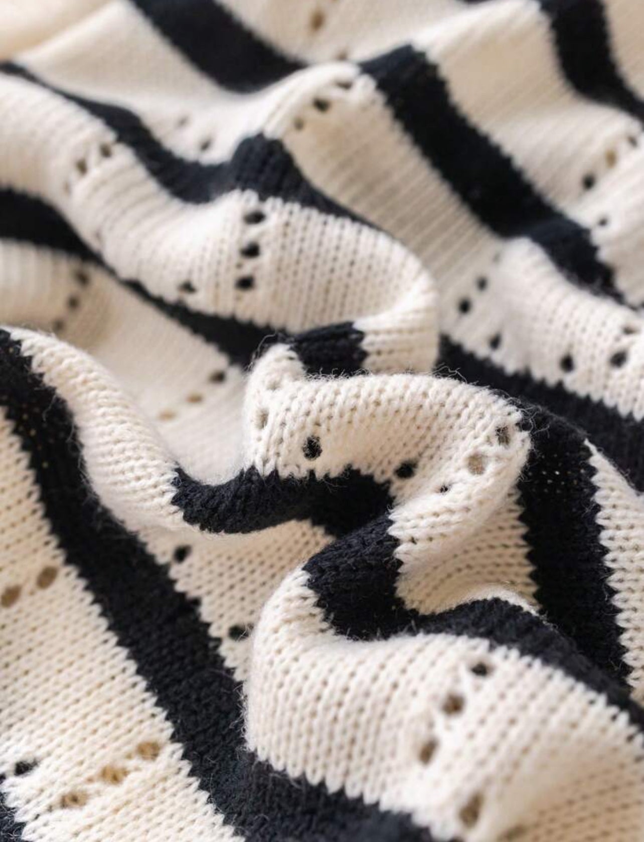 Heart & stripped knit sweater - Ally Pop